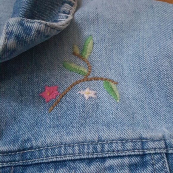 2/$40 Light wash vintage denim jacket with custom  floral embroidery details - Picture 7 of 9